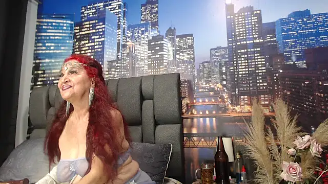 Snapshot of Lucy_mature8 chatting on 06/28/26, 09:54 Lucy mature8 online show from 06/28/26, 09:54