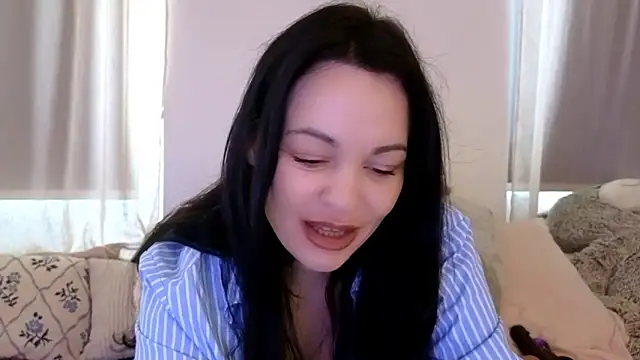 Lilie romeo online show from 11/02/25, 12:07