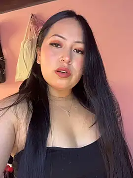 Noa Sakura  online show from 03/25/26, 08:59