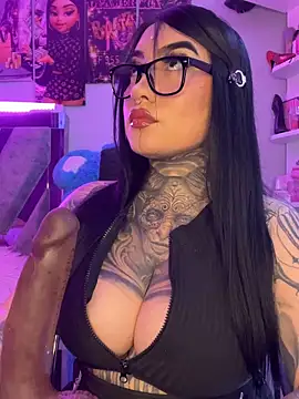 CloeeBeckam online show from 02/21/26, 03:07