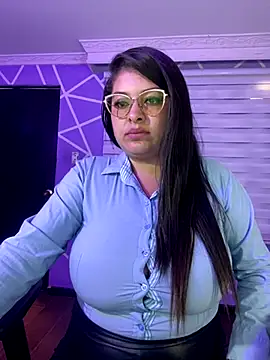 MiiaaJoness online show from 11/04/25, 03:22