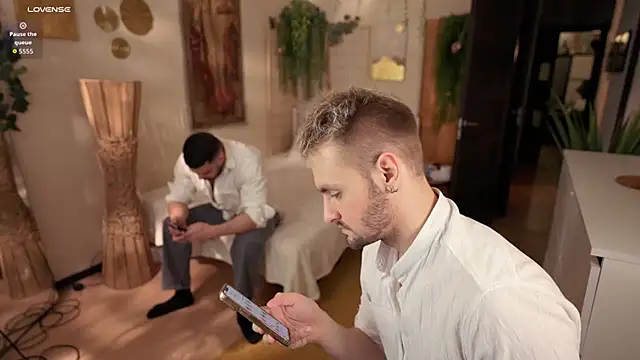 enjoy me online show from 10/16/25, 03:35