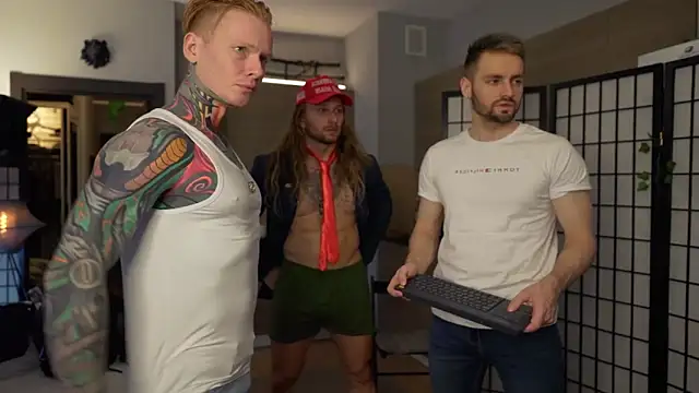 enjoy me online show from 11/03/25, 03:35