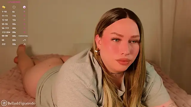 IsabellaFigueredo   online show from 04/26/26, 01:14