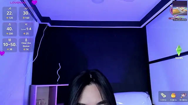 Snapshot of CelesteBrucee chatting on 01/18/25, 02:33 CelesteBrucee online show from 01/18/25, 02:33