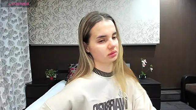 Donna Evans online show from 12/12/24, 11:58