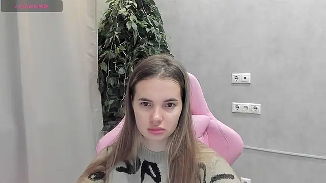 Donna Evans online show from 12/16/24, 12:04