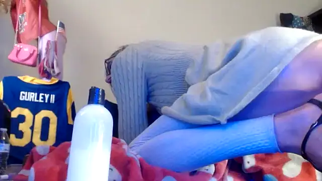 Taylorsexbot online show from 12/24/24, 10:17