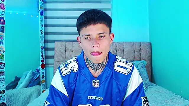  justinmoon2 online show from 12/22/25, 03:47