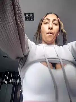 Hotasiansensation online show from 02/27/26, 12:27