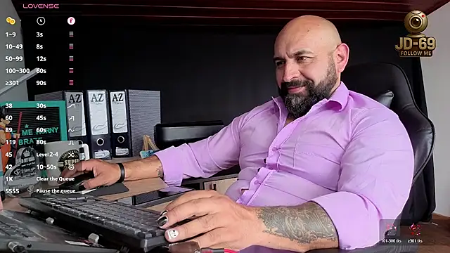 JD-69 online show from 10/28/25, 05:48