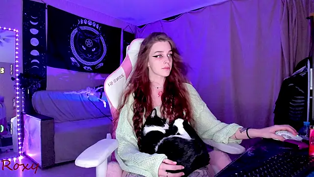 Snapshot of wet_dream_ chatting on 12/27/24, 06:42 wet dream online show from 12/27/24, 06:42