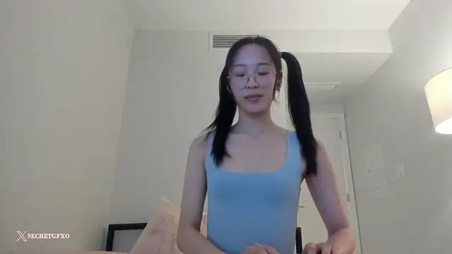 Snapshot of secretgirlfriendxo chatting on 12/29/24, 08:44 secretgirlfriendxo online show from 12/29/24, 08:44