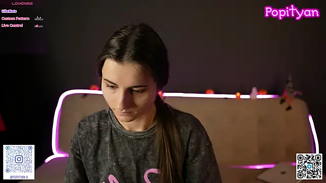 popityan1 online show from 10/21/25, 07:42