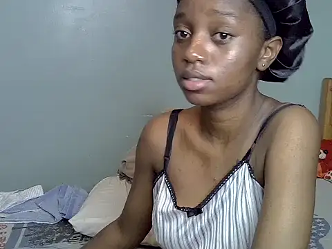 Snapshot of Enkarxx chatting on 03/10/25, 06:27 Enkarxx online show from 03/10/25, 06:27