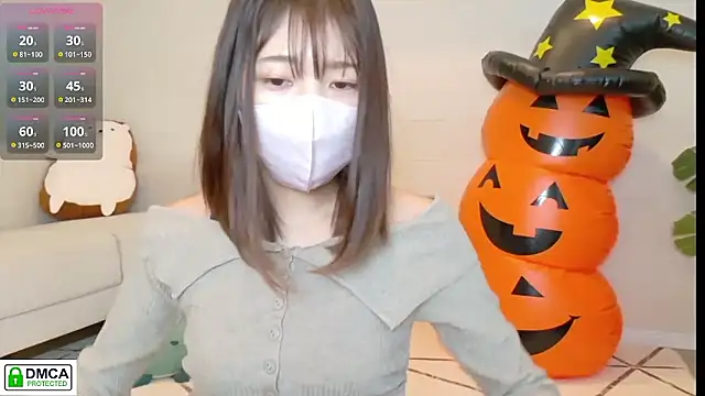 SUZU  online show from 10/25/25, 03:03