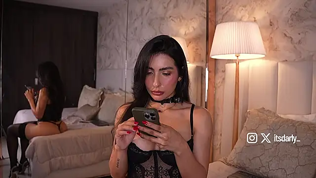 Rosalie vega online show from 04/21/26, 05:50