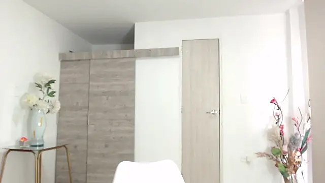 AmbarSofhia online show from 09/25/25, 10:02