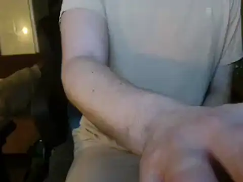 Snapshot of Str8boyy chatting on 12/15/24, 06:15 Str8boyy online show from 12/15/24, 06:15