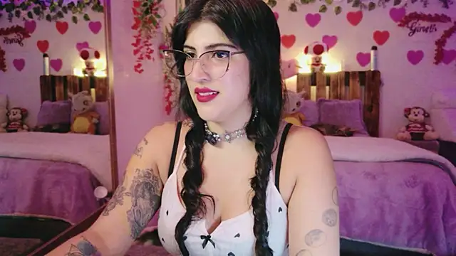 azahar  ziiz online show from 07/19/26, 11:41