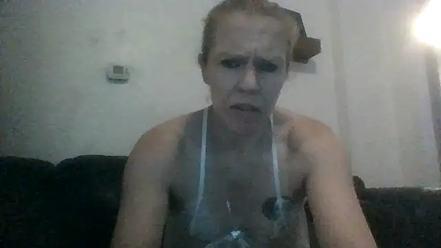 lisamatty4601 online show from 10/11/25, 11:36