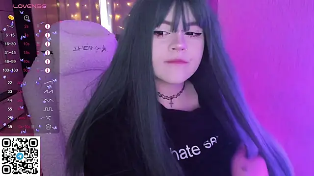 SelenaCute online show from 03/20/26, 05:34