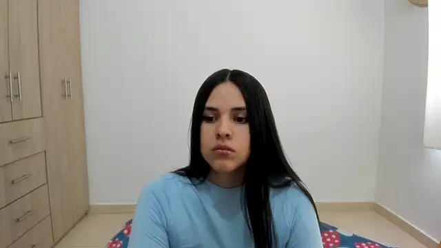 Hana Zurah online show from 10/06/25, 09:12