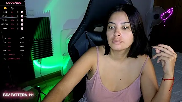 AnnaQueen online show from 10/18/25, 02:25