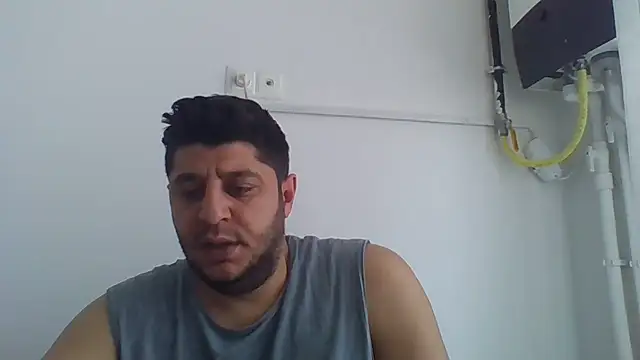 Snapshot of erkekkkadam chatting on 02/09/25, 08:11 erkekkkadam online show from 02/09/25, 08:11