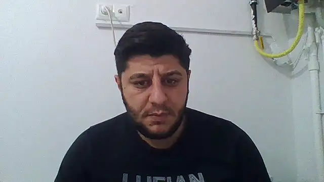 Snapshot of erkekkkadam chatting on 02/22/25, 08:20 erkekkkadam online show from 02/22/25, 08:20