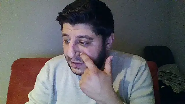 Snapshot of erkekkkadam chatting on 03/25/26, 05:30 erkekkkadam online show from 03/25/26, 05:30
