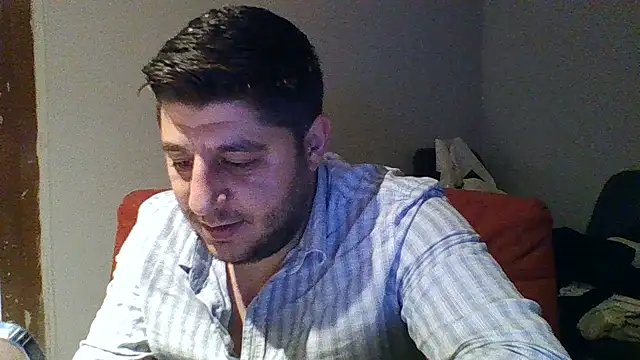 Snapshot of erkekkkadam chatting on 04/08/26, 11:27 erkekkkadam online show from 04/08/26, 11:27