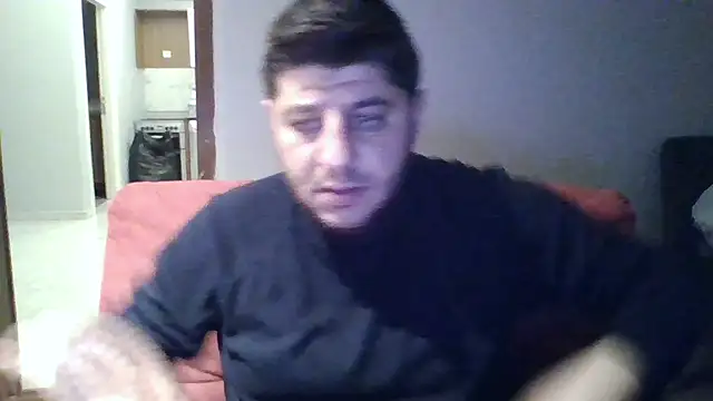 Snapshot of erkekkkadam chatting on 04/10/26, 08:35 erkekkkadam online show from 04/10/26, 08:35