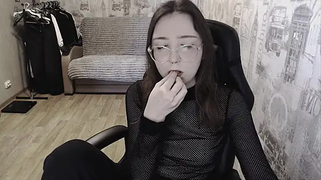 Snapshot of AmeliaKamishiro chatting on 01/21/25, 12:07 AmeliaKamishiro online show from 01/21/25, 12:07