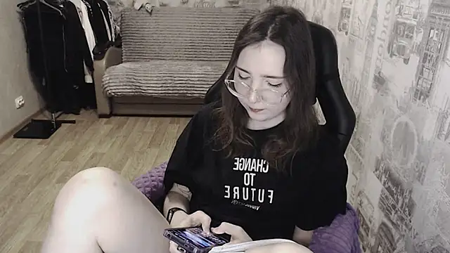 Snapshot of AmeliaKamishiro chatting on 02/11/25, 11:01 AmeliaKamishiro online show from 02/11/25, 11:01