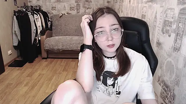 Snapshot of AmeliaKamishiro chatting on 03/18/25, 05:42 AmeliaKamishiro online show from 03/18/25, 05:42