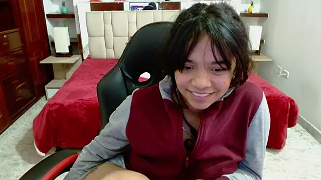 Snapshot of laureentt_ chatting on 03/12/25, 09:23 laureentt online show from 03/12/25, 09:23