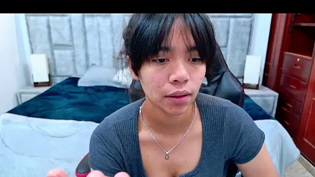 laureentt  online show from 02/07/26, 03:10