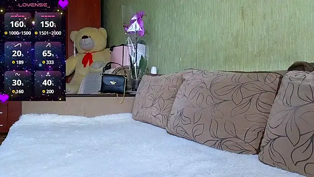 Snapshot of Miss_Flexi_fit chatting on 02/23/25, 02:04 Miss Flexi fit online show from 02/23/25, 02:04