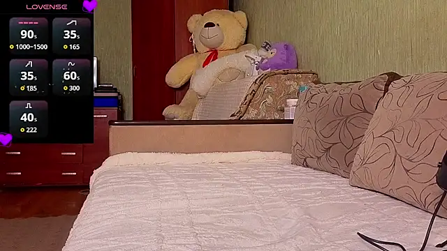 Snapshot of Miss_Flexi_fit chatting on 10/27/25, 01:26 Miss Flexi fit online show from 10/27/25, 01:26