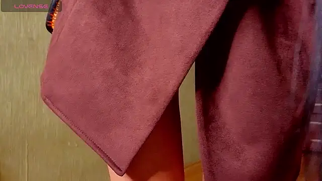 Snapshot of Miss_Flexi_fit chatting on 11/18/25, 02:43 Miss Flexi fit online show from 11/18/25, 02:43