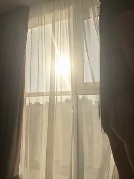 Snapshot of Miss_Flexi_fit chatting on 12/16/25, 08:41 Miss Flexi fit online show from 12/16/25, 08:41