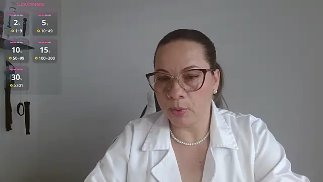 Snapshot of Sex-Psychology chatting on 01/10/25, 08:48 Sex-Psychology online show from 01/10/25, 08:48