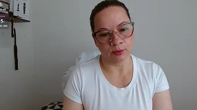 Snapshot of Sex-Psychology chatting on 01/19/25, 01:01 Sex-Psychology online show from 01/19/25, 01:01