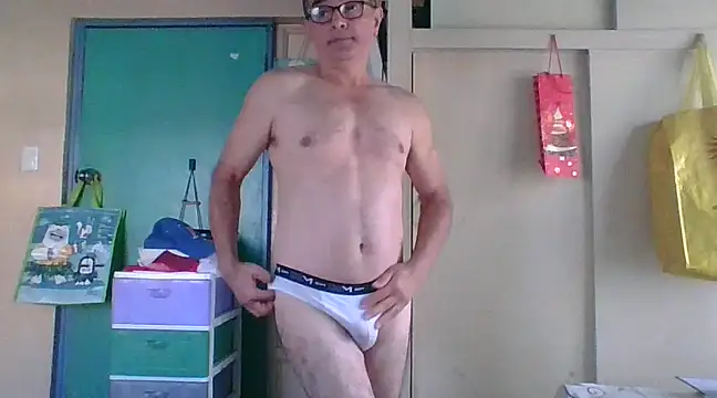 Snapshot of kavir-sebastien chatting on 03/18/25, 02:04 kavir-sebastien online show from 03/18/25, 02:04