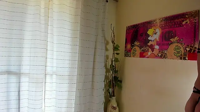 Snapshot of dirty_crazy_party chatting on 11/02/25, 06:43 dirty crazy party online show from 11/02/25, 06:43