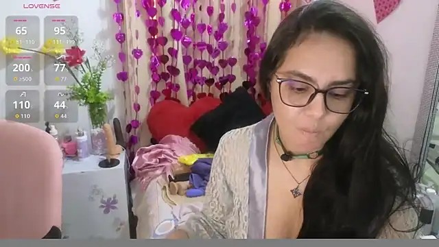 Snapshot of lovely_trix chatting on 06/05/26, 05:29 lovely trix online show from 06/05/26, 05:29