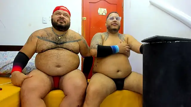 Snapshot of Latino_bigcock chatting on 10/03/25, 01:57 Latino bigcock online show from 10/03/25, 01:57