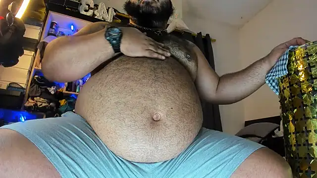 Latino bigcock online show from 05/07/26, 08:36