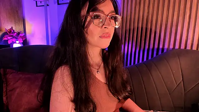 Snapshot of Eva_Macalliter chatting on 02/25/26, 04:00 Eva Macalliter online show from 02/25/26, 04:00